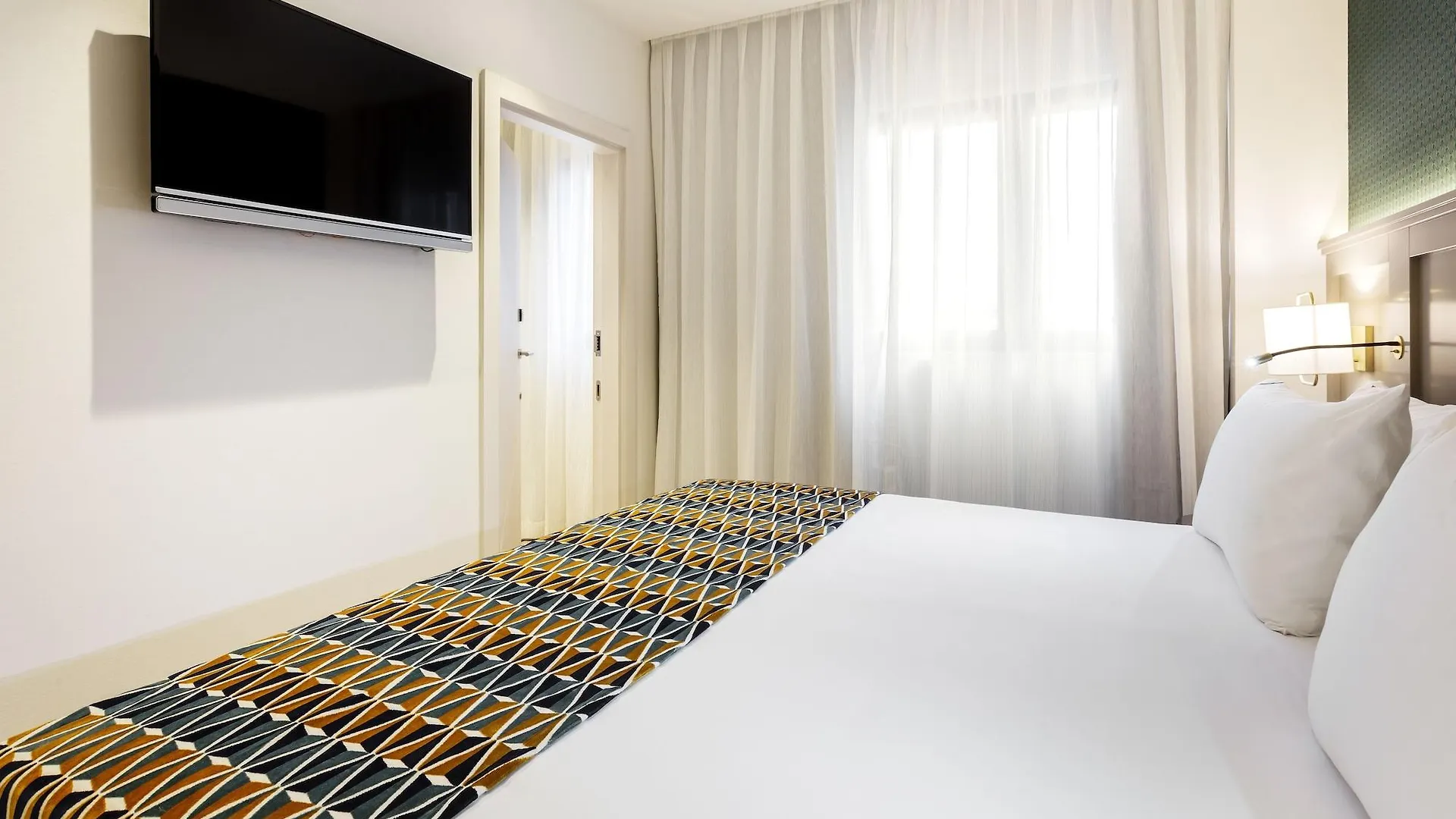 ****  Eurostars Puerta Real Hotel Granada Spain