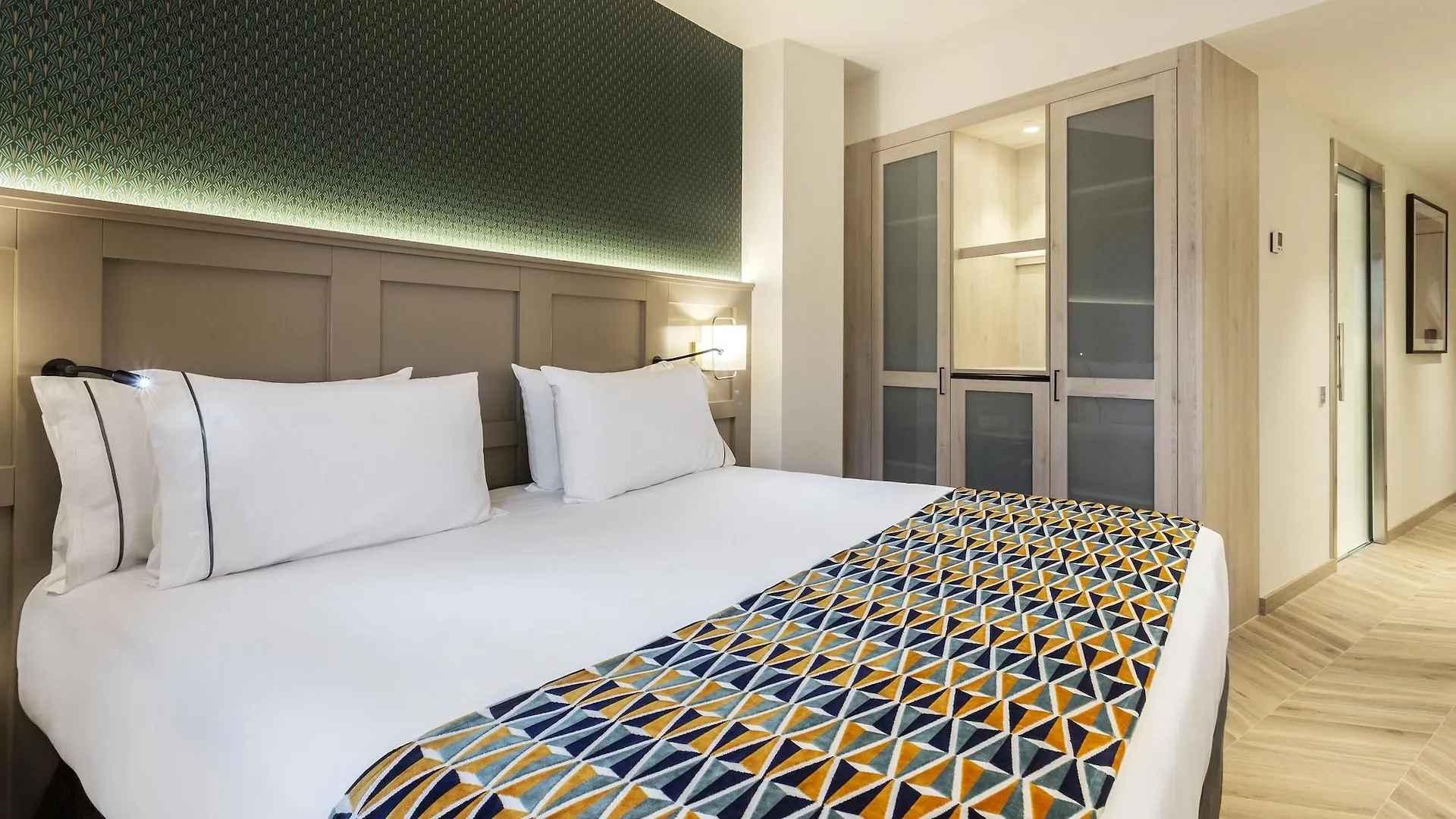Hotel Eurostars Puerta Real Granada 4*,  Spagna