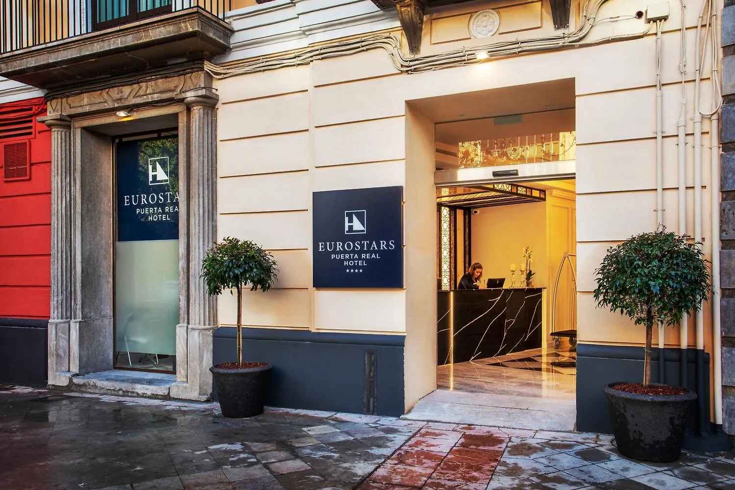 Hotel Eurostars Puerta Real Granada 4*,