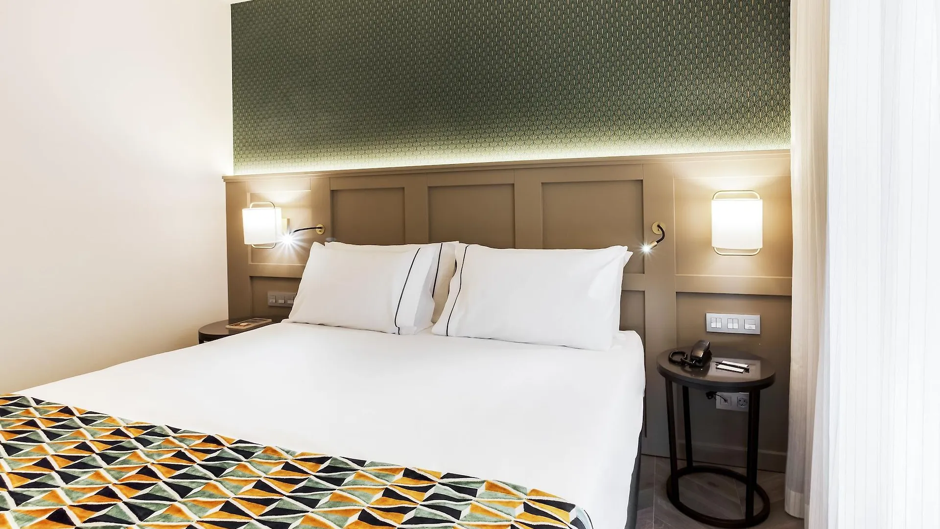 Hotel Eurostars Puerta Real Granada 4*,  Spagna